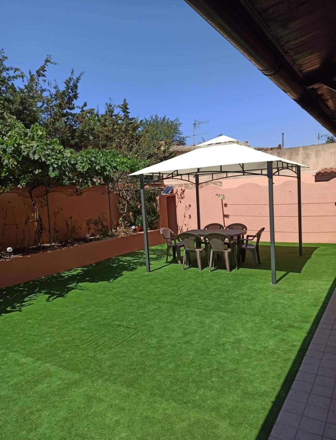 Suite Guesthouse A Pochi Passi Dal Mare Sassari Exteriér fotografie